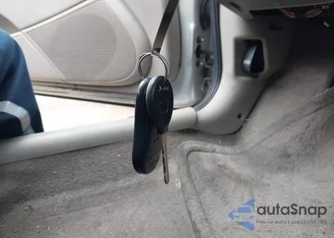 2005 Chrysler Sebring Gtc z USA, uszkodzony, nr VIN 1C3EL75R05N603140